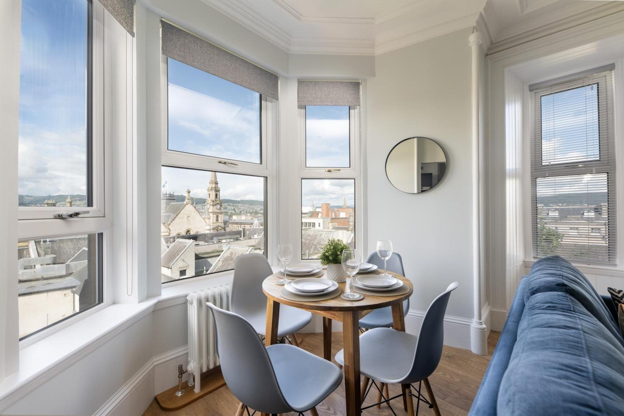 Glenmoriston Town House Apartments Inverness Extérieur photo